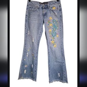 Vintage 90's Chick Embroidered Low-Rise Boho Floral Denim Kick Flare Jeans